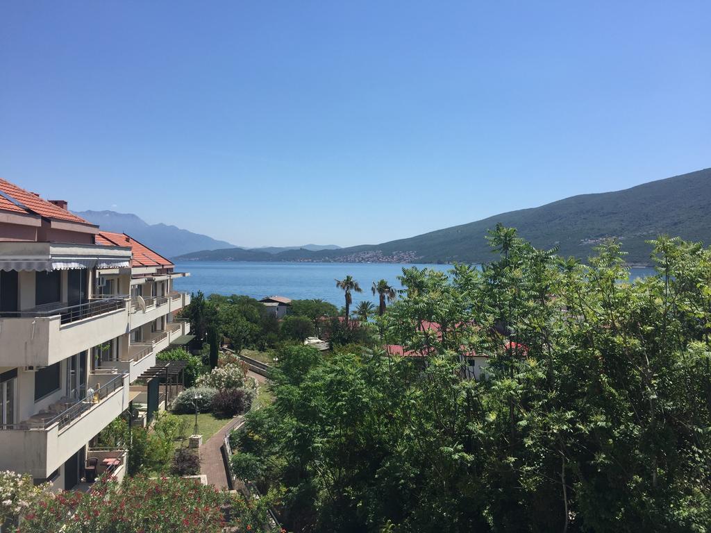 Villa Alla Bed&Breakfast Herceg Novi Exteriör bild