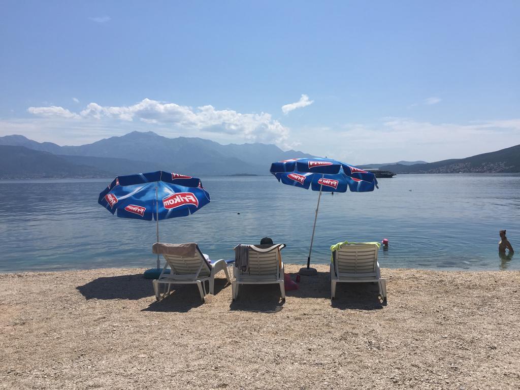 Villa Alla Bed&Breakfast Herceg Novi Exteriör bild
