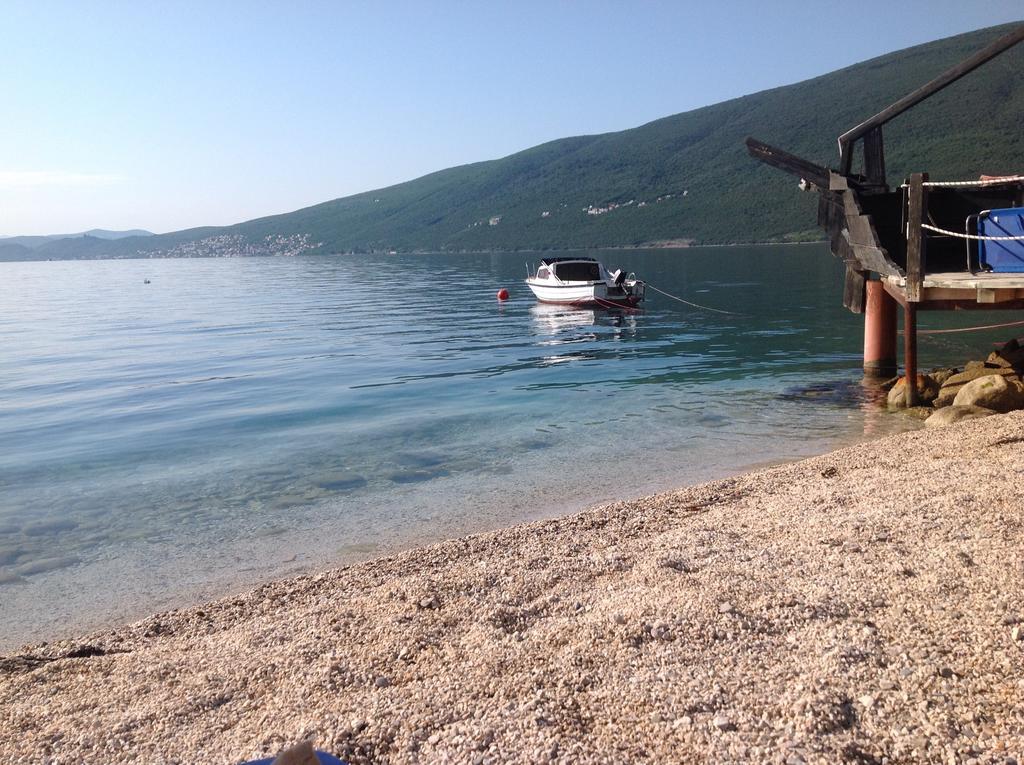 Villa Alla Bed&Breakfast Herceg Novi Exteriör bild