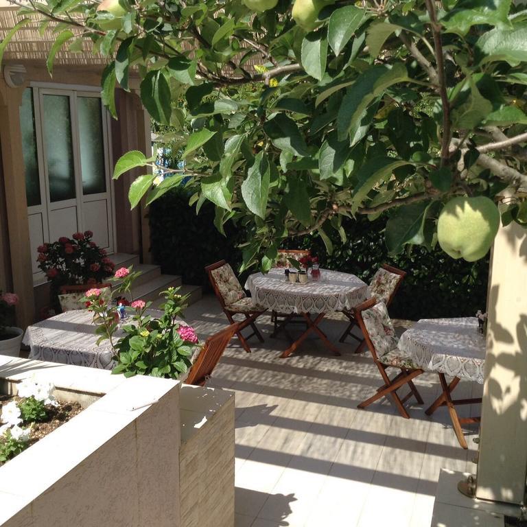 Villa Alla Bed&Breakfast Herceg Novi Exteriör bild